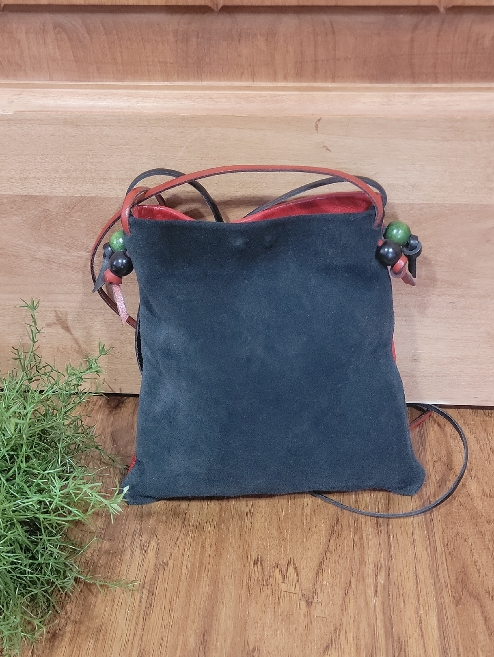Cyanana Hand Crafted Leather Crossbody - Picture 4 of 11